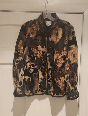 Coldwater Creek Timeless Reversible Black and Gold Floral Brocade Jacket